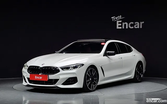 BMW 8 (G15) M850i xDrive — миниатюра 1