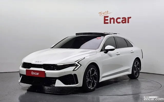 Kia K5 Hybrid — миниатюра 1