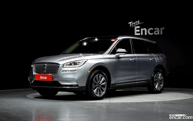 Lincoln Corsair 2.0 AWD — миниатюра 1