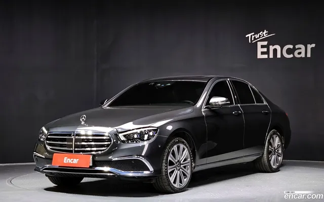 Mercedes-Benz E-Class (W213) E350 4MATIC — миниатюра 1
