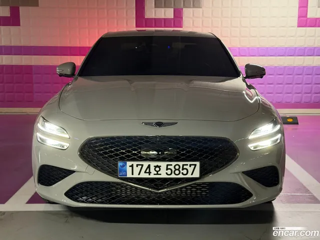 Genesis G70 3.3T 2WD — миниатюра 1