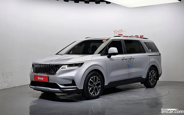 Kia Carnival 11 — миниатюра 1