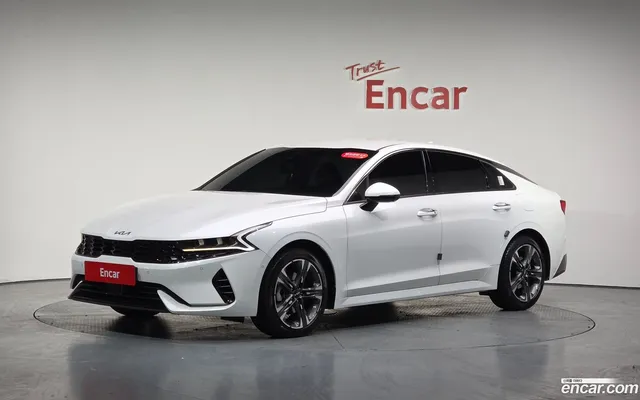 Kia K5 Hybrid — миниатюра 1