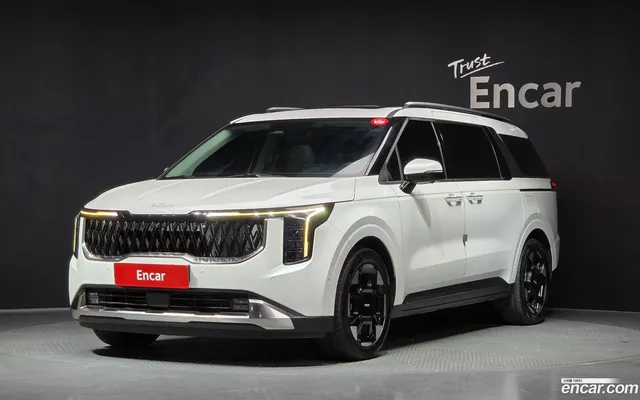 Kia Carnival HEV 9 — миниатюра 1