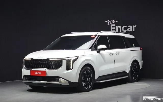 Kia Carnival HEV 9 — миниатюра 1