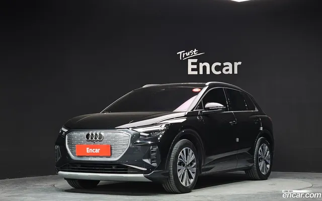 Audi Q4 e-tron (F4) 45 — миниатюра 1