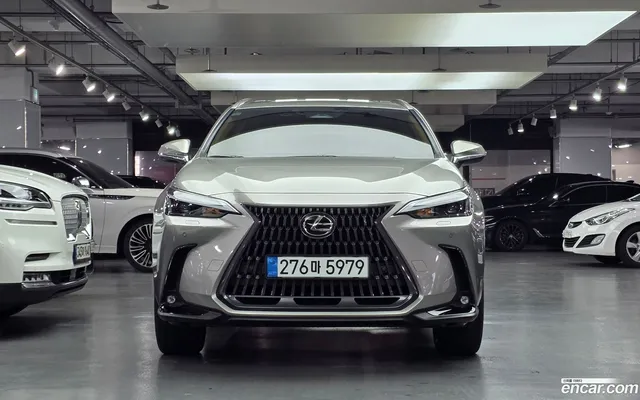 Lexus NX350h 2 — миниатюра 1