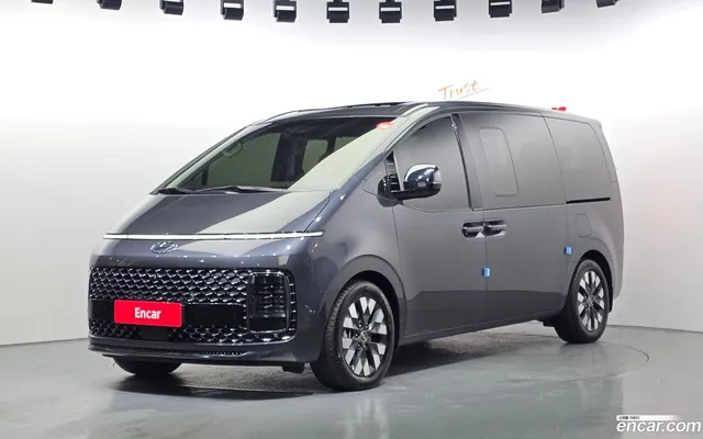 Hyundai Staria 4WD 9 — миниатюра 1