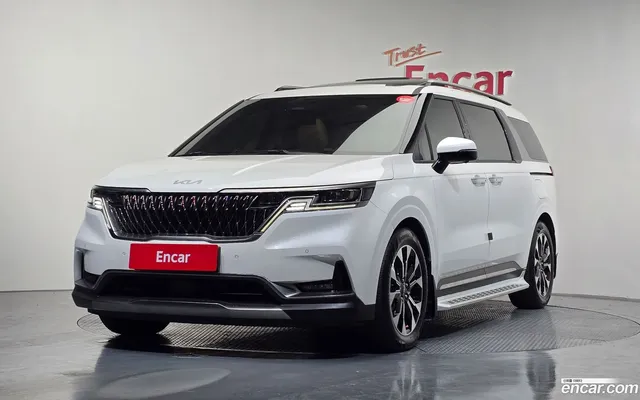 Kia Carnival 7 — миниатюра 1