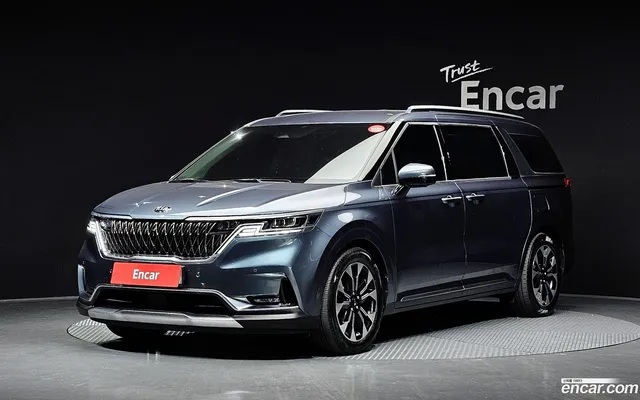 Kia Carnival 7 — миниатюра 1