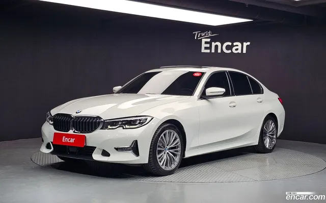 BMW 3 Series (G20) 320i — миниатюра 1