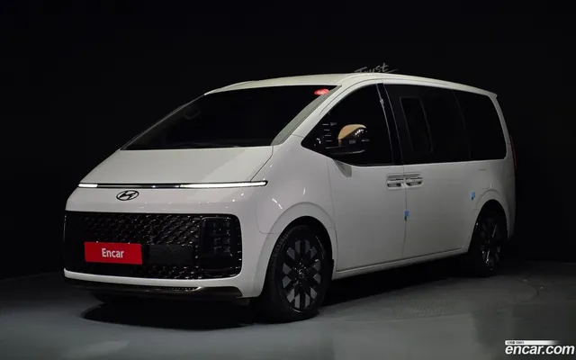 Hyundai Staria 4WD 9 — миниатюра 1