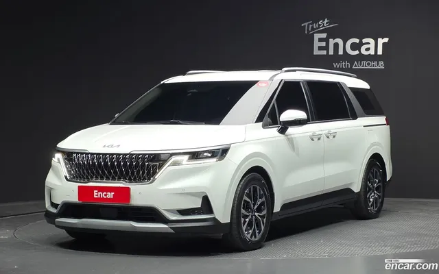 Kia Carnival 9 — миниатюра 1