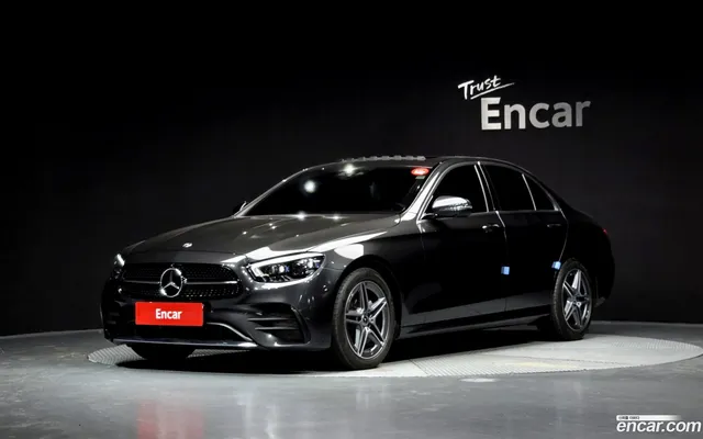 Mercedes-Benz E-Class (W213) E250 AMG Line — миниатюра 1