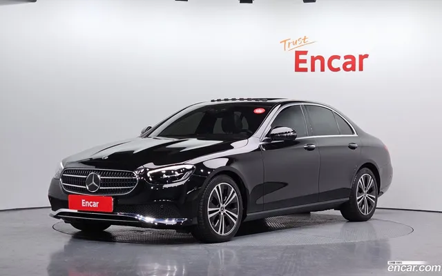 Mercedes-Benz E-Class (W213) E250 — миниатюра 1