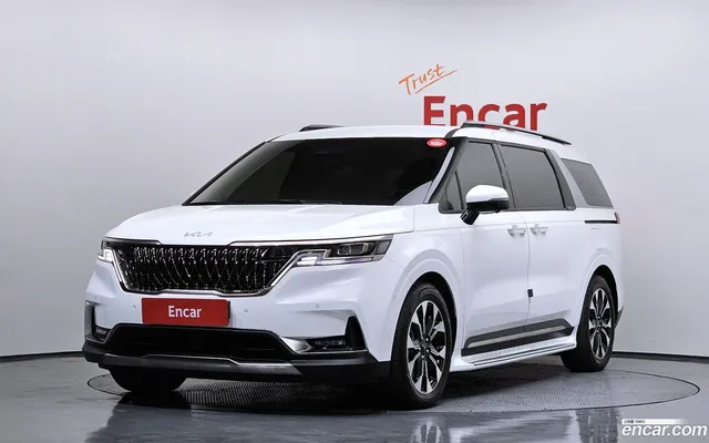 Kia Carnival 7 — миниатюра 1