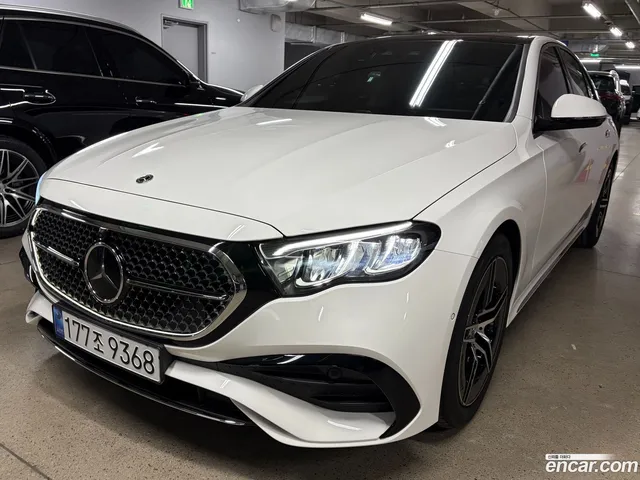 Mercedes-Benz E-Class (W214) E200 AMG Line — миниатюра 1