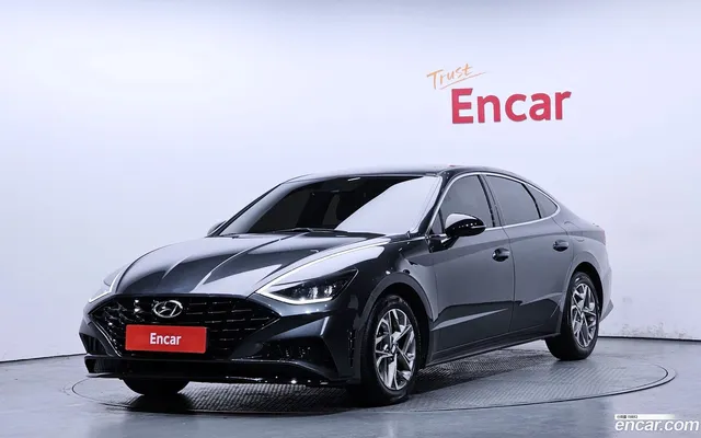 Hyundai Sonata (DN8) 2.0 — миниатюра 1