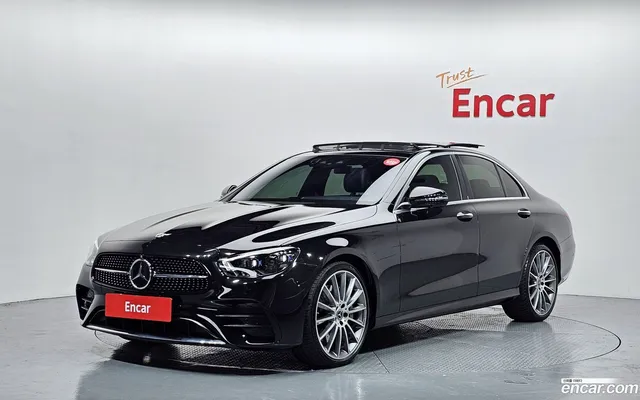 Mercedes-Benz E-Class (W213) E350 4MATIC AMG Line — миниатюра 1