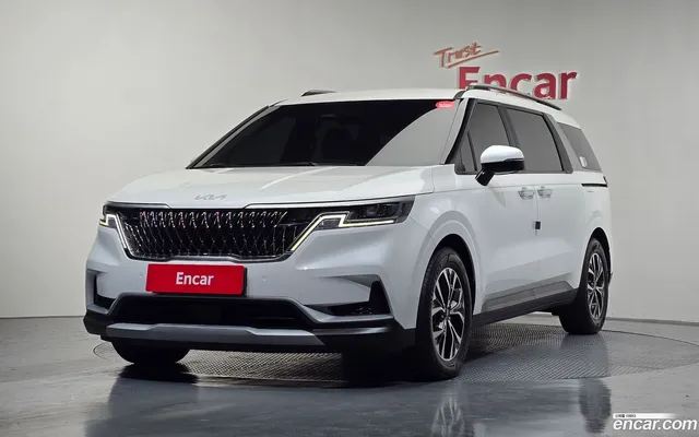 Kia Carnival 9 — миниатюра 1