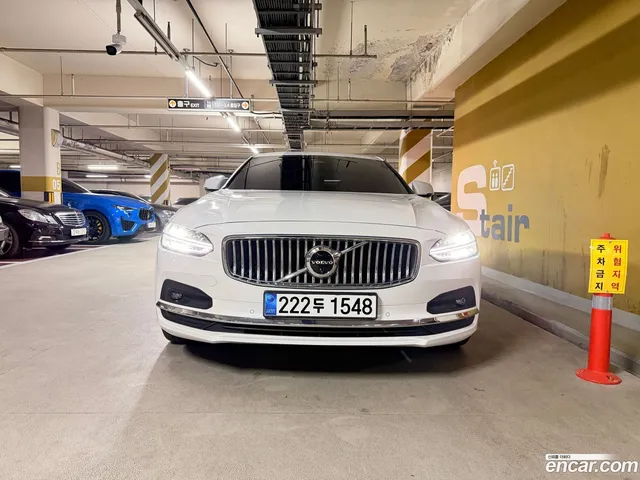 Volvo S90 B6 AWD — миниатюра 1