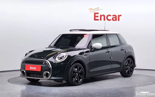 MINI Cooper S 5 — миниатюра 1