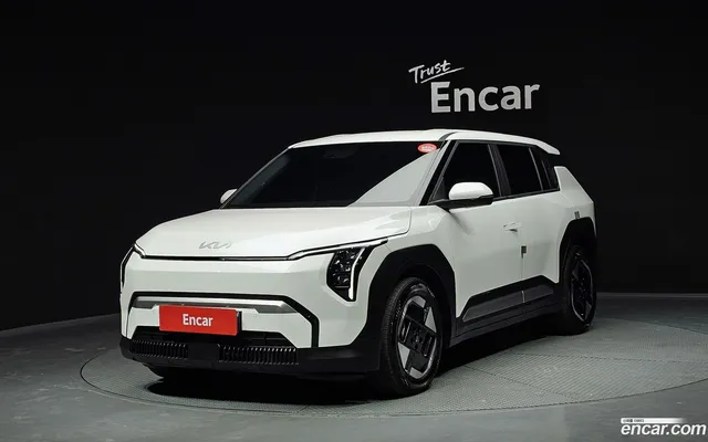 Kia EV3 2WD — миниатюра 1