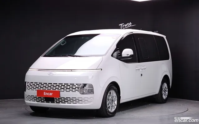 Hyundai Staria L3.5 5 — миниатюра 1