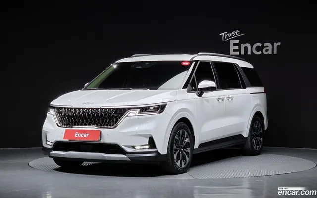 Kia Carnival 9 — миниатюра 1