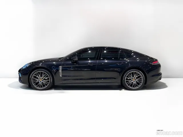 Porsche Panamera (971) 2.9 AWD — миниатюра 1