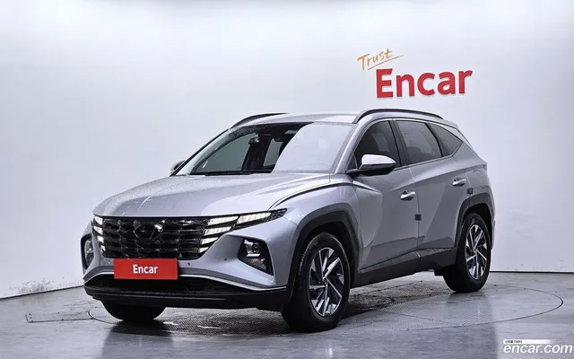 Hyundai Tucson (NX4) 2.0 2WD — миниатюра 1