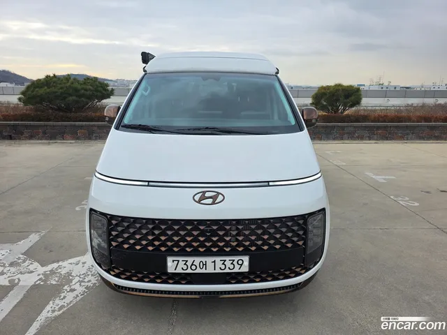 Hyundai Staria 4WD — миниатюра 1