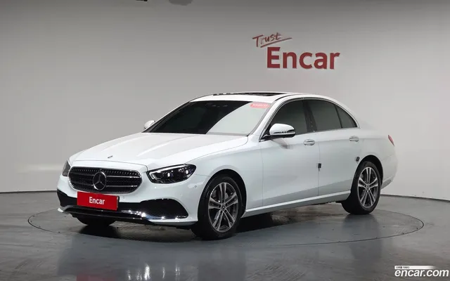 Mercedes-Benz E-Class (W213) E350 4MATIC — миниатюра 1