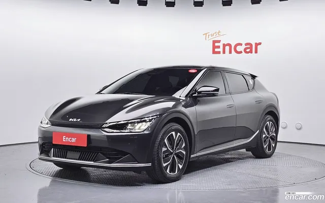 Kia EV6 — миниатюра 1