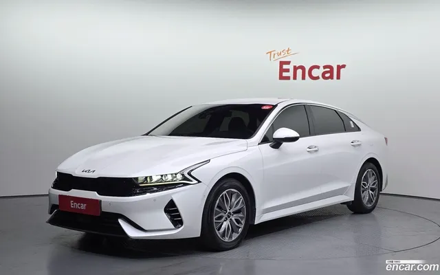 Kia K5 Hybrid — миниатюра 1