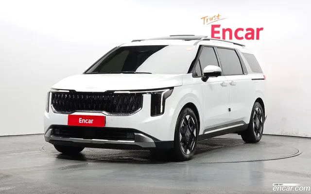 Kia Carnival 7 — миниатюра 1