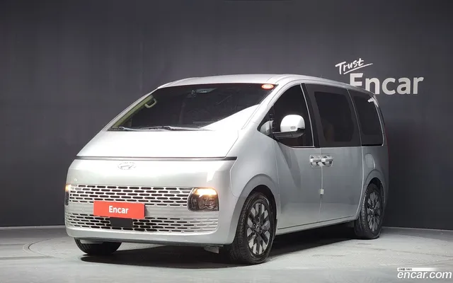 Hyundai Staria 9 — миниатюра 1