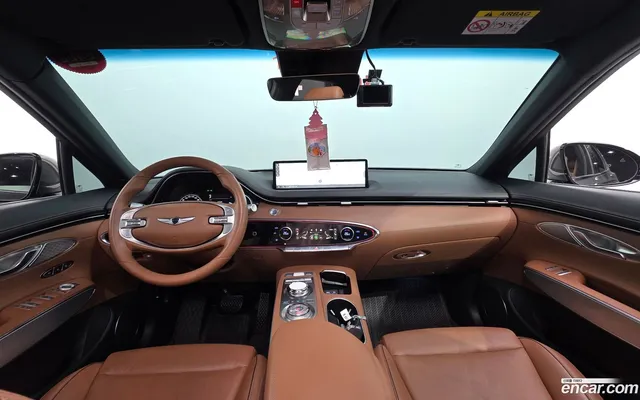 Genesis GV70 2.5T 2WD — миниатюра 1