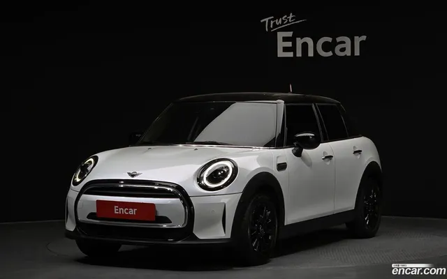 MINI Cooper 5 — миниатюра 1