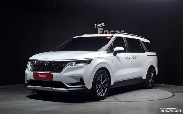 Kia Carnival 9 — миниатюра 1