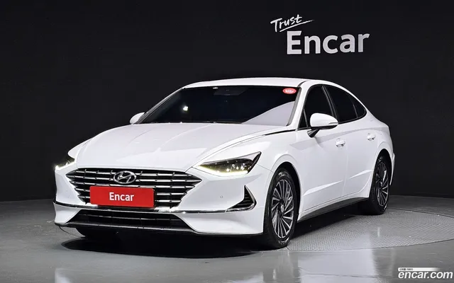 Hyundai (DN8) — миниатюра 1