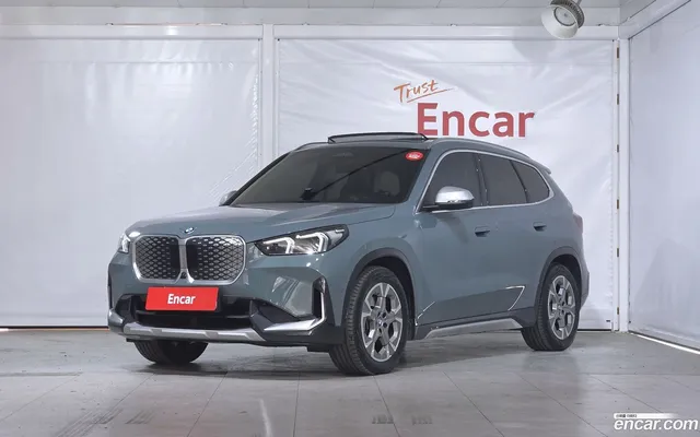 BMW iX1 (U11) xDrive 30 xLine — миниатюра 1