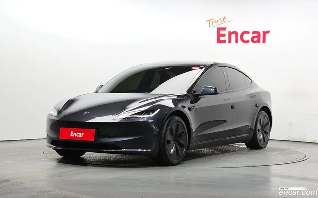 Tesla Model 3 AWD — миниатюра 1