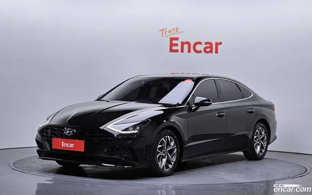 Hyundai Sonata (DN8) 2.0 — миниатюра 1