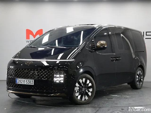 Hyundai Staria 4WD 9 — миниатюра 1