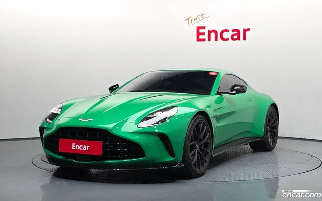 Aston Martin Vantage 4.0 V8 — миниатюра 1