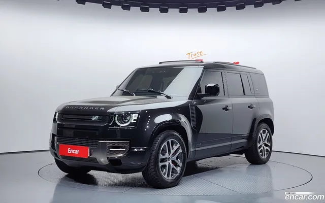 Land Rover (L663) 110 P400 X — миниатюра 1