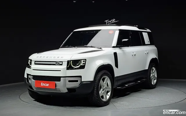 Land Rover (L663) 110 D250 SE — миниатюра 1