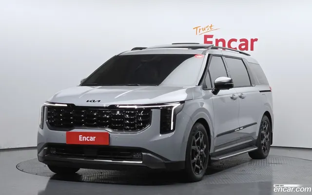 Kia Carnival 7 — миниатюра 1