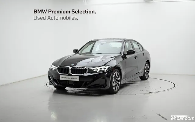 BMW 3 Series (G20) 320i — миниатюра 1